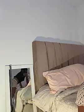 DAMMLEYLA online show from 01-31-26, 07:34