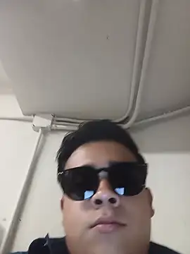 Yosoyelmismo-6737 online show from 06-15-26, 10:23