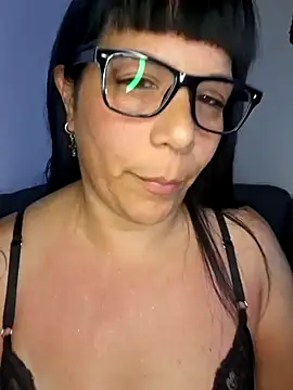 angielove1905 online show from 01-12-26, 01:22