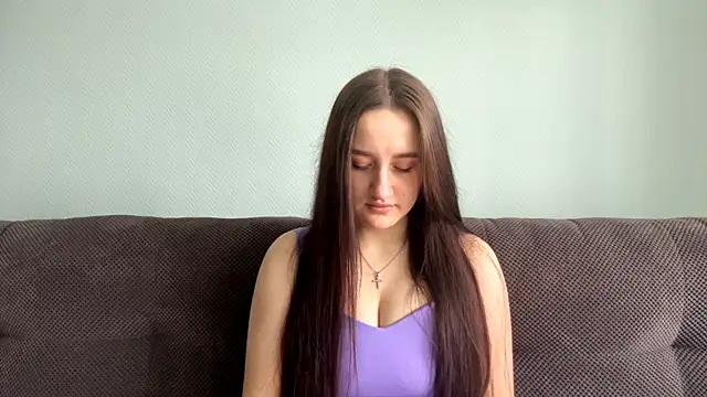 Snapshot of tinykissme chatting on 02-21-26, 08:15 tinykissme online show from 02-21-26, 08:15