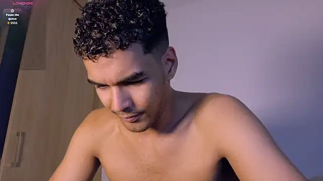 Pikashu7u7 online show from 03-25-26, 03:01