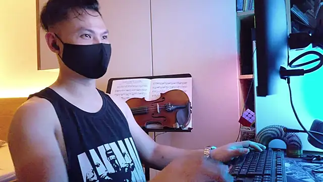 OnlyHand9x online show from 05-09-26, 05:29
