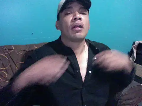 latinomoreno95 online show from 02-28-26, 03:46