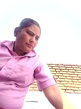 Punam sing online show from 01-18-26, 07:34