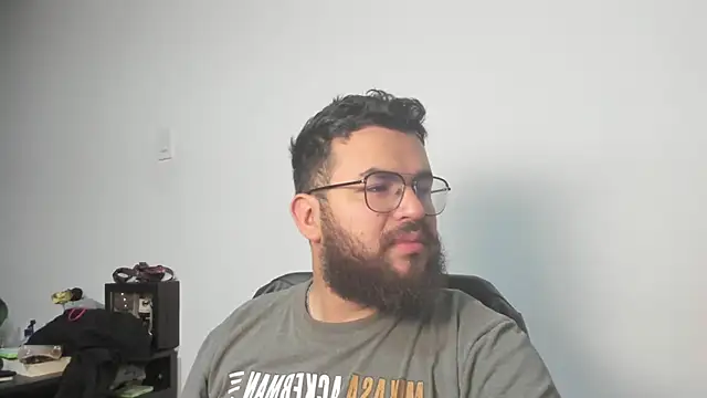 Snapshot of Jonh_Jodson chatting on 02-11-26, 06:07 Jonh Jodson online show from 02-11-26, 06:07