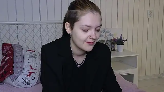 BevHanni online show from 02-06-26, 08:12