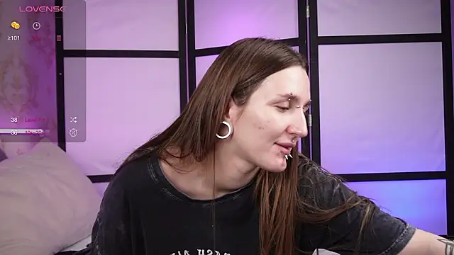 Snapshot of Alice_Goth chatting on 03-13-26, 10:55 Alice Goth online show from 03-13-26, 10:55