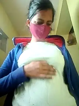 Namrta cute online show from 02-05-26, 02:38