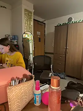 CookiesNcreaming online show from 02-24-26, 08:01