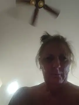 HotAzMilf online show from 05-12-26, 07:55