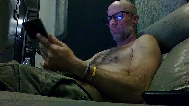 Snapshot of tittycum3636 chatting on 07-09-26, 03:10 tittycum3636 online show from 07-09-26, 03:10