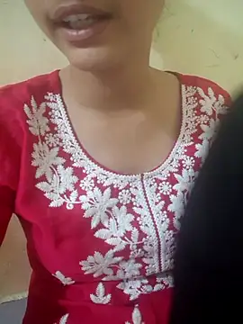 Snapshot of Kanchan7909 chatting on 08-09-26, 03:28 Kanchan7909 online show from 08-09-26, 03:28