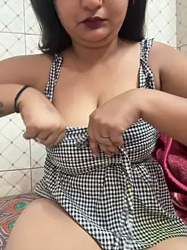 Snapshot of Curvy_Anaya chatting on 05-02-26, 06:29 Curvy Anaya online show from 05-02-26, 06:29
