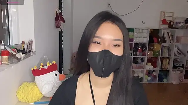 Snapshot of Tieu-May chatting on 03-05-26, 08:10 Tieu-May online show from 03-05-26, 08:10