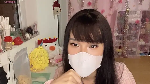 Snapshot of Tieu-May chatting on 03-10-26, 08:25 Tieu-May online show from 03-10-26, 08:25