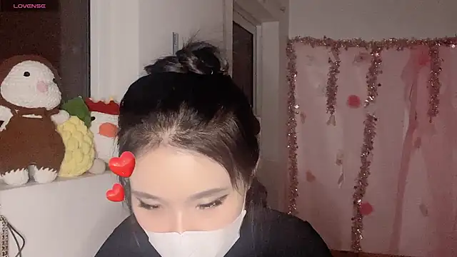 Snapshot of Tieu-May chatting on 03-21-26, 09:29 Tieu-May online show from 03-21-26, 09:29