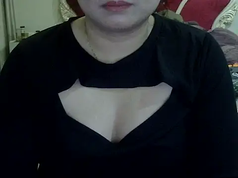 Sarah no land online show from 01-10-26, 04:09