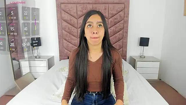 Zara Cardona online show from 01-18-26, 12:31