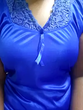 Snapshot of tamil-Diya90 chatting on 05-05-26, 06:54 tamil-Diya90 online show from 05-05-26, 06:54