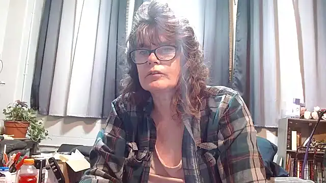 ladylavende3 online show from 02-19-25, 05:16