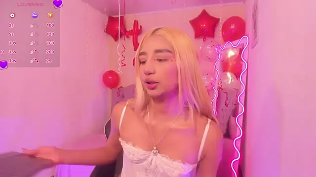 Snapshot of IRINA_TAY1 chatting on 02-15-26, 07:54 IRINA TAY1 online show from 02-15-26, 07:54