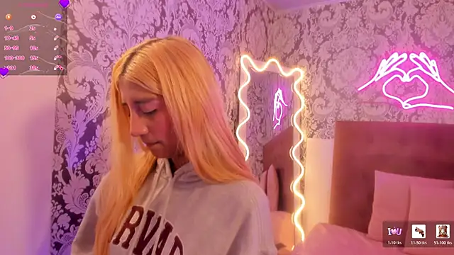 Snapshot of IRINA_TAY1 chatting on 02-26-26, 04:00 IRINA TAY1 online show from 02-26-26, 04:00