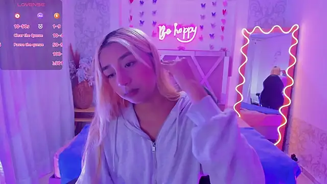 Snapshot of IRINA_TAY1 chatting on 04-10-26, 03:34 IRINA TAY1 online show from 04-10-26, 03:34