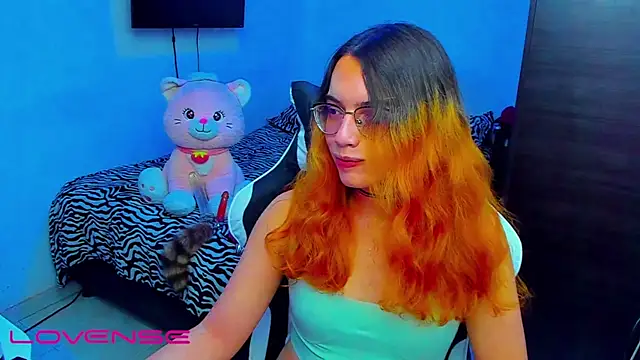 lillykittyyy online show from 04-11-26, 03:11