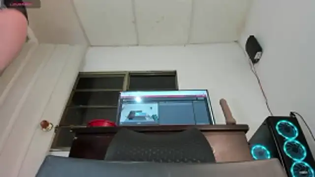 nickytabitch online show from 06-16-26, 01:41