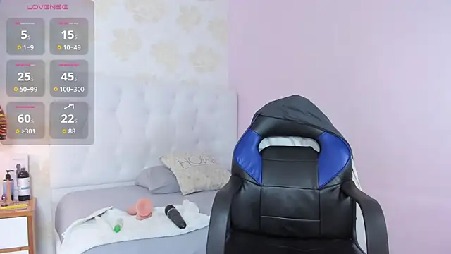 Snapshot of JOLIEBENSON1 chatting on 03-20-26, 03:11 JOLIEBENSON1 online show from 03-20-26, 03:11