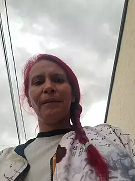 cintia love online show from 05-08-26, 10:04