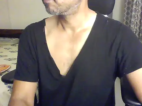 Snapshot of Moh-Moksha chatting on 06-20-26, 03:15 Moh-Moksha online show from 06-20-26, 03:15