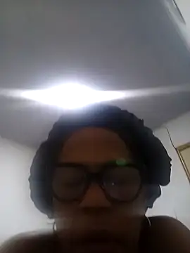 Snapshot of IIv0ryN0IIReX-XX chatting on 02-13-26, 01:40 IIv0ryN0IIReX-XX online show from 02-13-26, 01:40