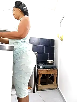 Snapshot of IIv0ryN0IIReX-XX chatting on 03-18-26, 01:58 IIv0ryN0IIReX-XX online show from 03-18-26, 01:58