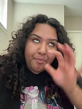 Snapshot of Angeliccreamyrican chatting on 02-11-26, 06:57 Angeliccreamyrican online show from 02-11-26, 06:57