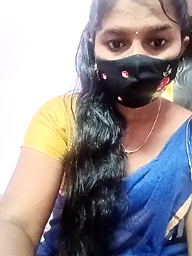 Snapshot of Tamil_Hot_Anu chatting on 02-14-26, 02:41 Tamil Hot Anu online show from 02-14-26, 02:41