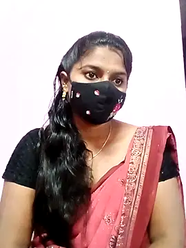 Snapshot of Tamil_Hot_Anu chatting on 02-18-26, 10:17 Tamil Hot Anu online show from 02-18-26, 10:17