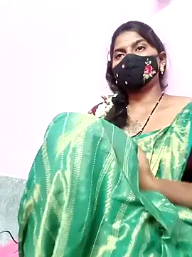 Snapshot of Tamil_Hot_Anu chatting on 03-12-26, 05:52 Tamil Hot Anu online show from 03-12-26, 05:52