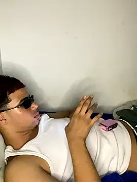 lzinho9153 online show from 02-09-26, 03:10