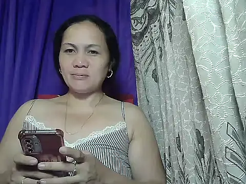 prettymomma24xx online show from 06-19-26, 07:50
