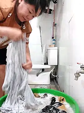 donaaa2 online show from 02-15-26, 02:19