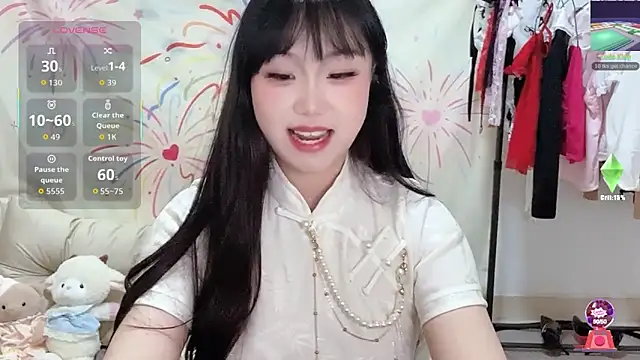 xiaoguai99 online show from 04-17-26, 01:14
