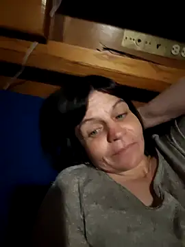 Petitegreeneyez69 online show from 02-10-26, 09:57