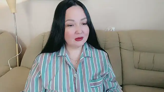 infinity loveliness online show from 11-17-25, 08:53