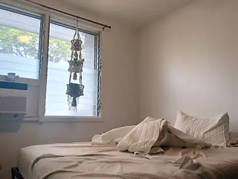 Erikaz2025 online show from 01-06-26, 12:03