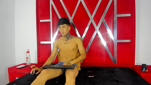 aishaxht online show from 06-15-26, 02:58