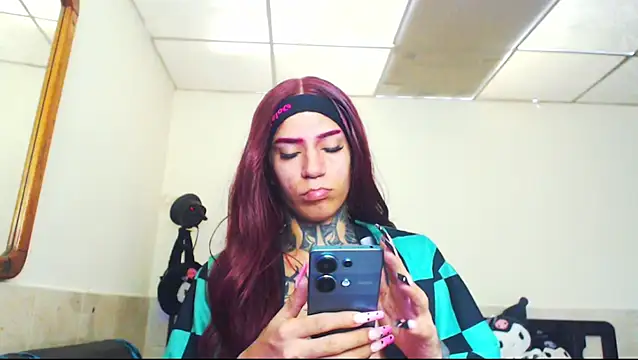 jazmin wolf online show from 05-11-26, 01:17