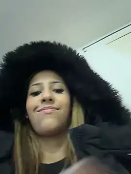 Snapshot of vicky_bass_ chatting on 03-29-26, 02:22 vicky bass online show from 03-29-26, 02:22