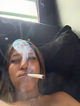 Snapshot of vicky_bass_ chatting on 04-22-26, 07:48 vicky bass online show from 04-22-26, 07:48