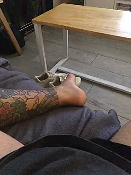 Snapshot of psilocibina22 chatting on 02-22-26, 03:18 psilocibina22 online show from 02-22-26, 03:18